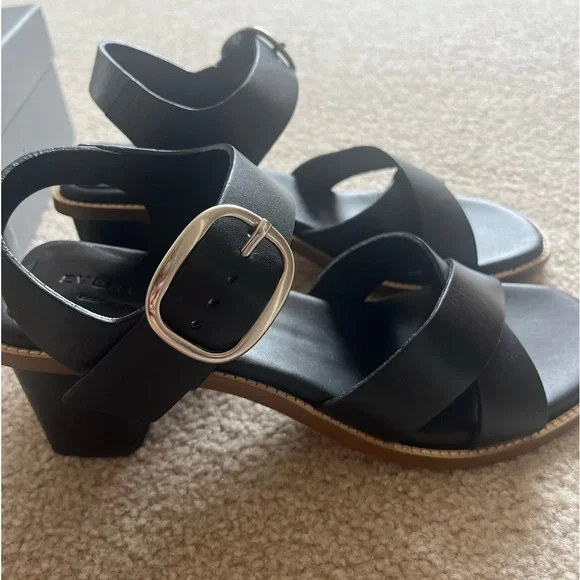 Everlane Black Heeled Sandals - Picture 5 of 6